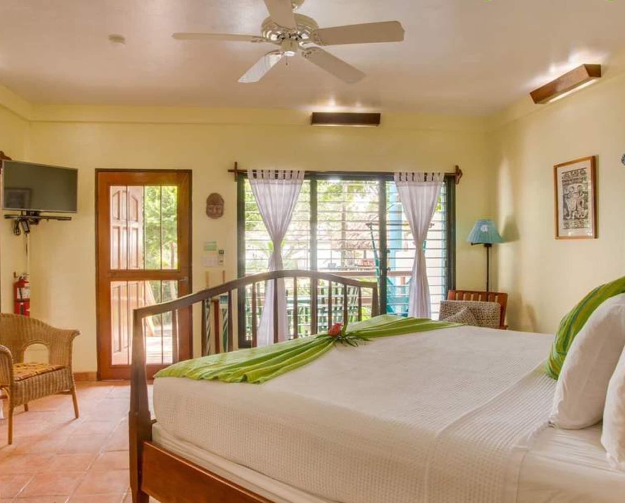 Robert'S Grove Beach Resort Placencia المظهر الخارجي الصورة
