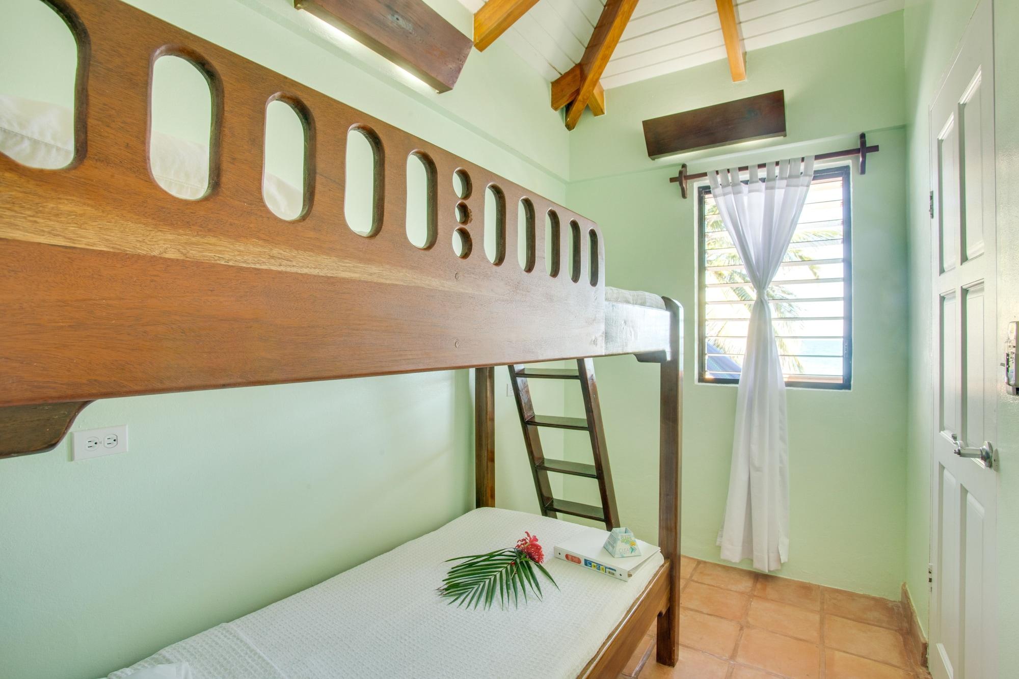 Robert'S Grove Beach Resort Placencia المظهر الخارجي الصورة