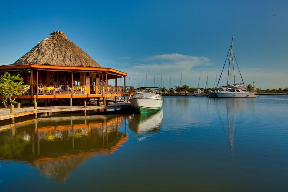 Robert'S Grove Beach Resort Placencia المظهر الخارجي الصورة