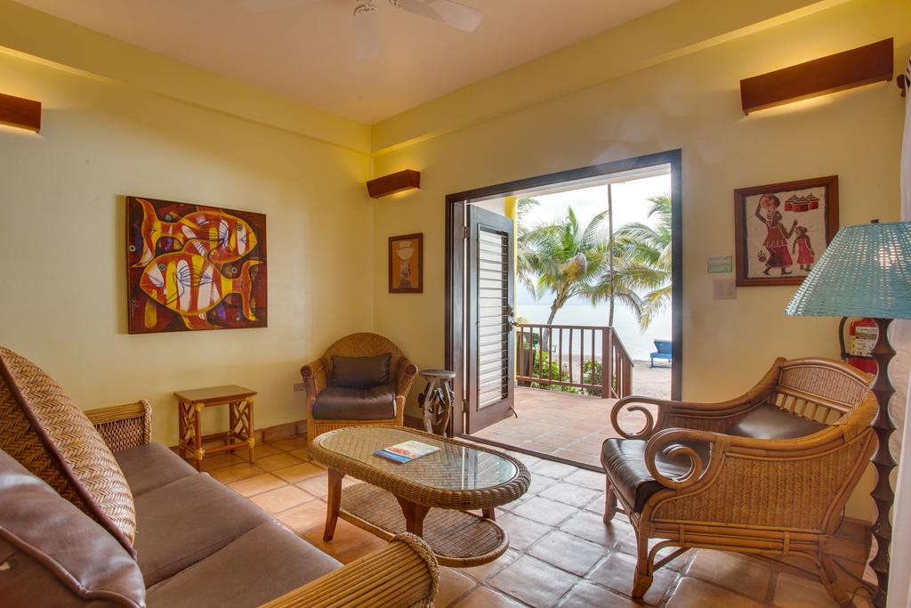Robert'S Grove Beach Resort Placencia المظهر الخارجي الصورة