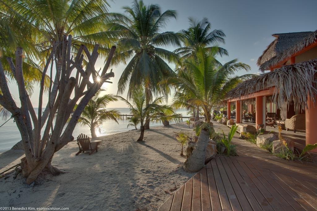 Robert'S Grove Beach Resort Placencia المظهر الخارجي الصورة
