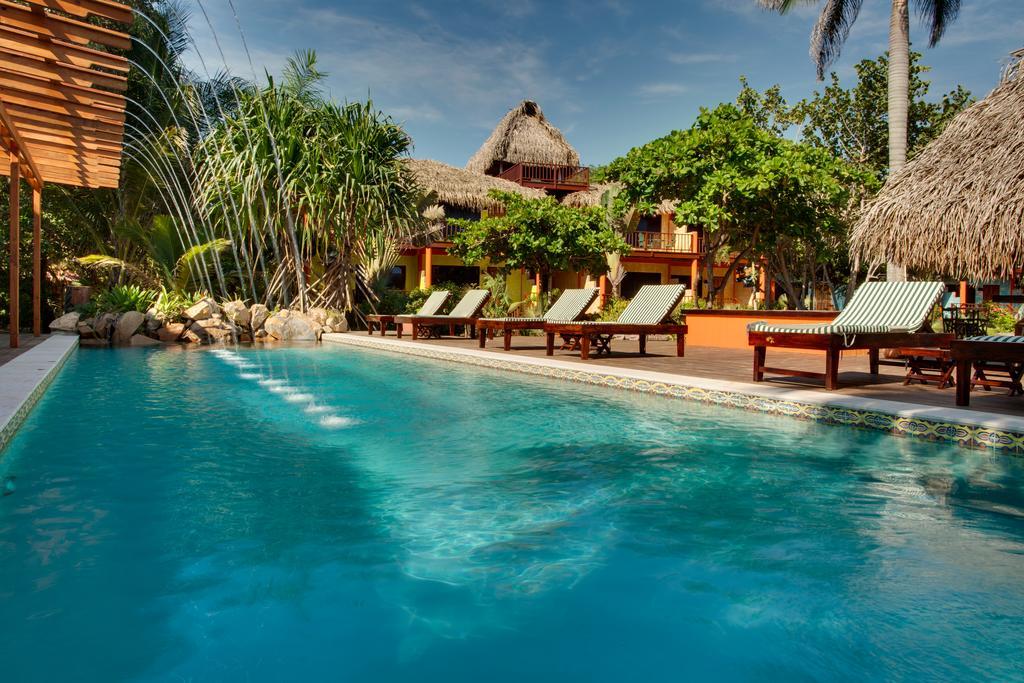 Robert'S Grove Beach Resort Placencia المظهر الخارجي الصورة