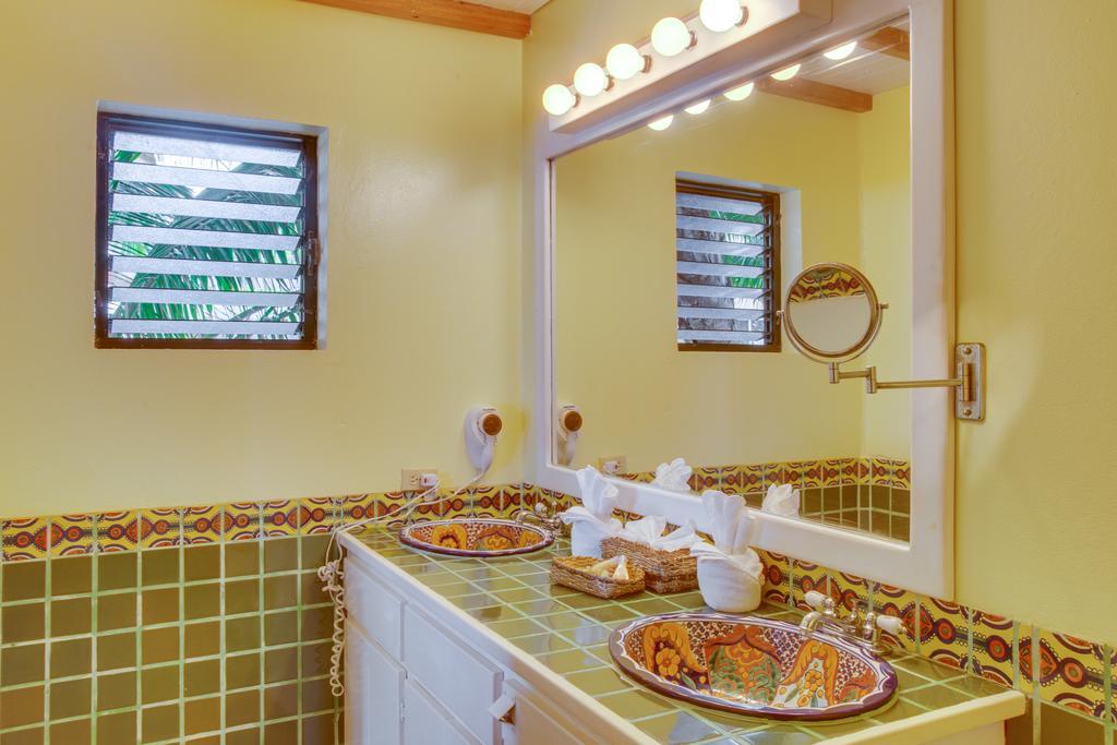 Robert'S Grove Beach Resort Placencia المظهر الخارجي الصورة